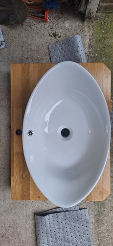 White ceramic oval sink with - ceramic,